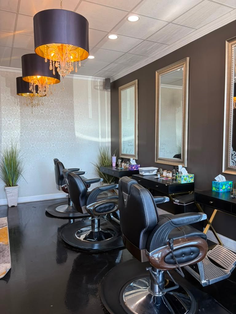 Salon & Styling